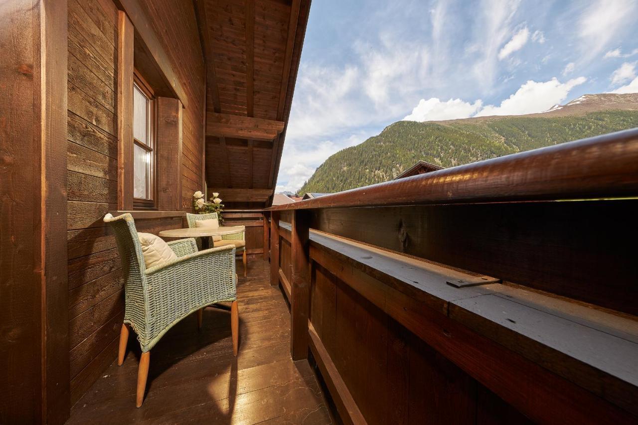 Apart Bergzeit Umhausen Exteriör bild